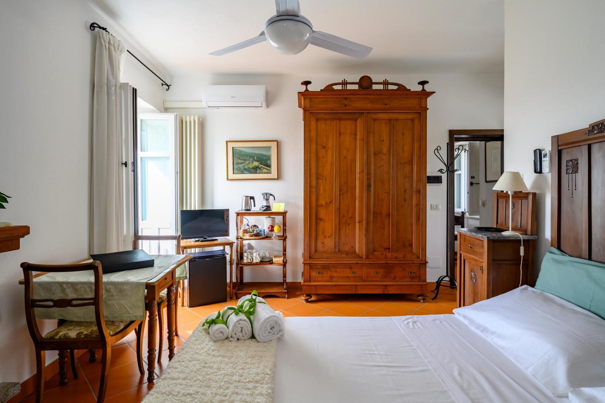 La Vignaredda - Residenza Di Charme Hotel Aggius Kültér fotó