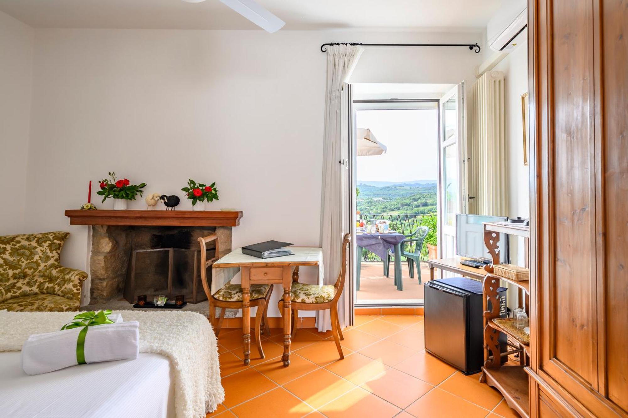 La Vignaredda - Residenza Di Charme Hotel Aggius Kültér fotó